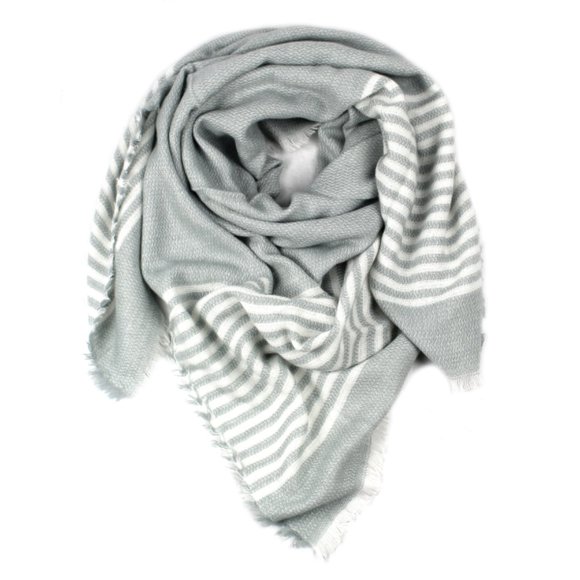NWT! Quagga Green Label Blanket Wrap - Grey & White Striped - Picture 1 of 5